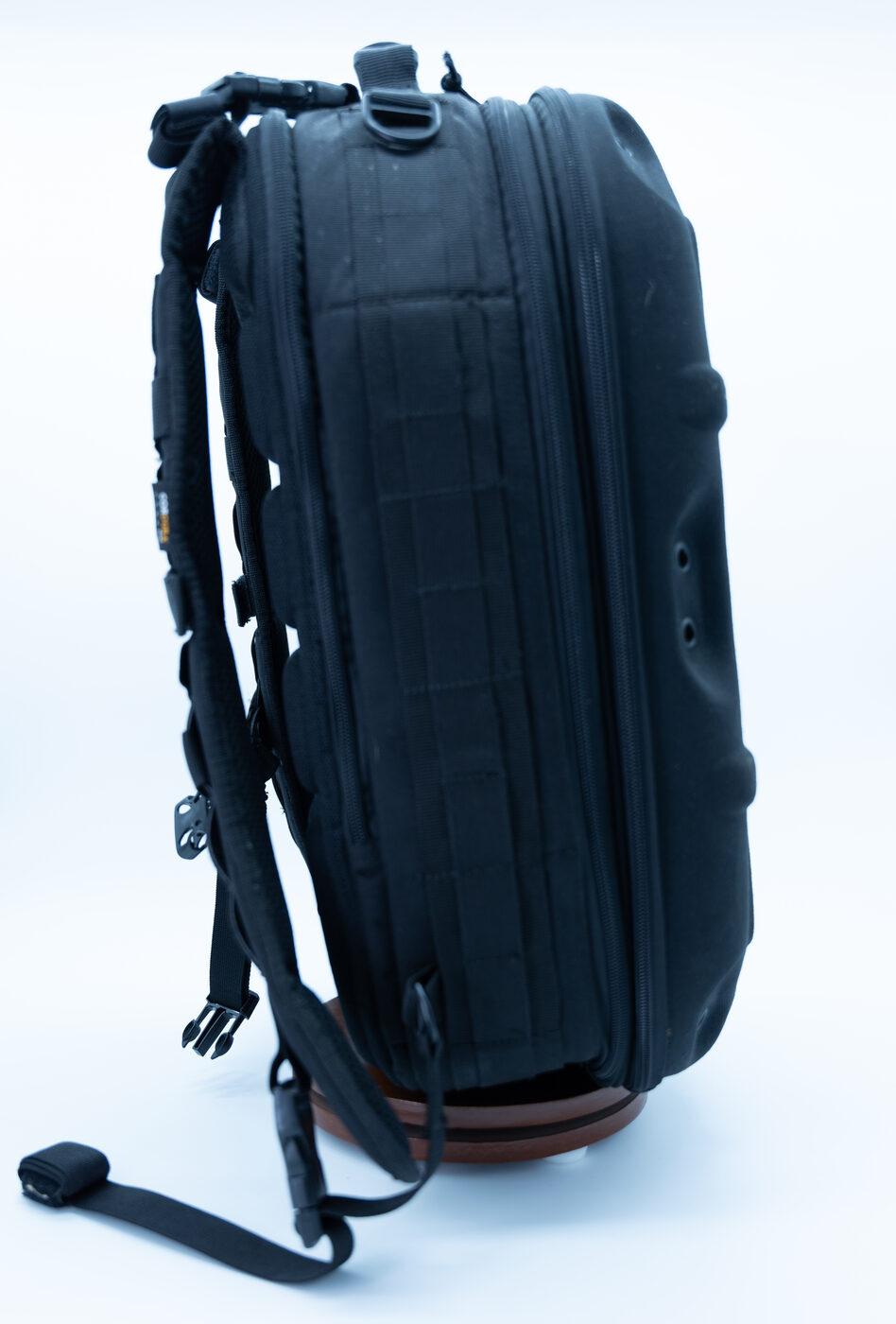 Hazard 4 Pillbox 29.5L — perfil (pieza real en venta)
