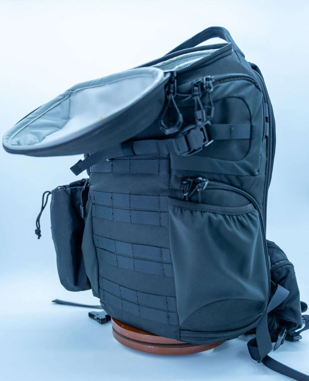Lowepro ProTactic BP 350 AW III — divisores internos (pieza real en venta)