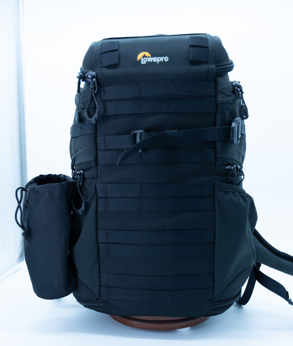 Lowepro ProTactic BP 350 AW III — bolsillo lateral (pieza real en venta)